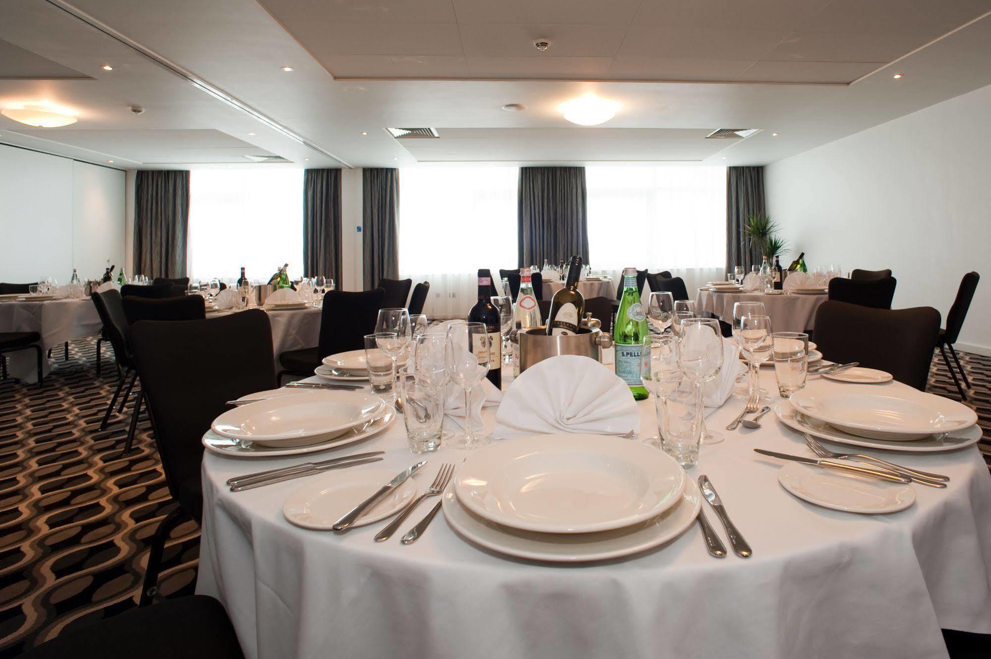Holiday Inn Derby Riverlights By Ihg Restaurant billede